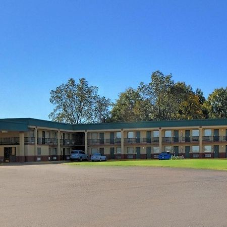 Rodeway Inn Indianola Екстер'єр фото