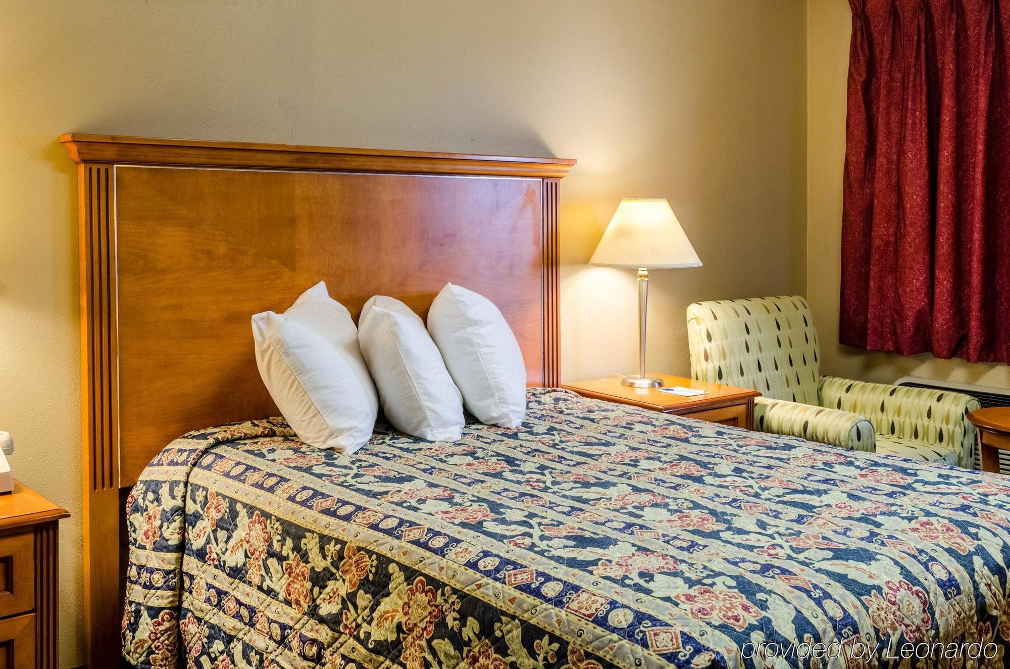 Rodeway Inn Indianola Екстер'єр фото